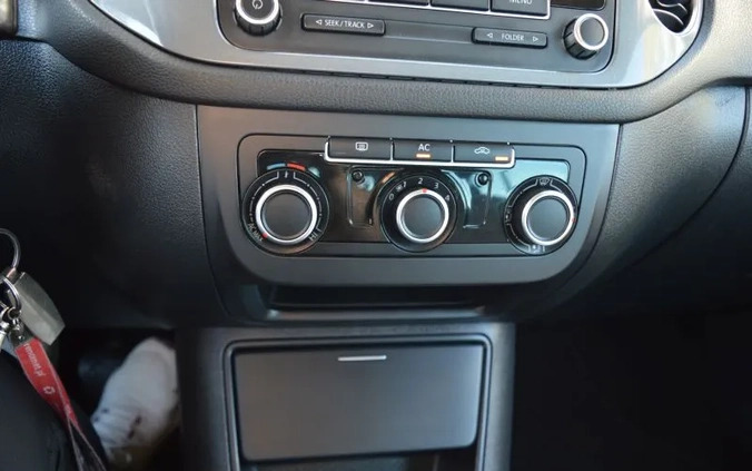 Volkswagen Tiguan cena 42500 przebieg: 270000, rok produkcji 2012 z Bartoszyce małe 326